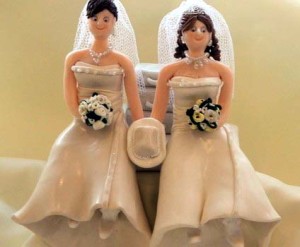 lesbian_wedding_cakes_gvj6m-424x350
