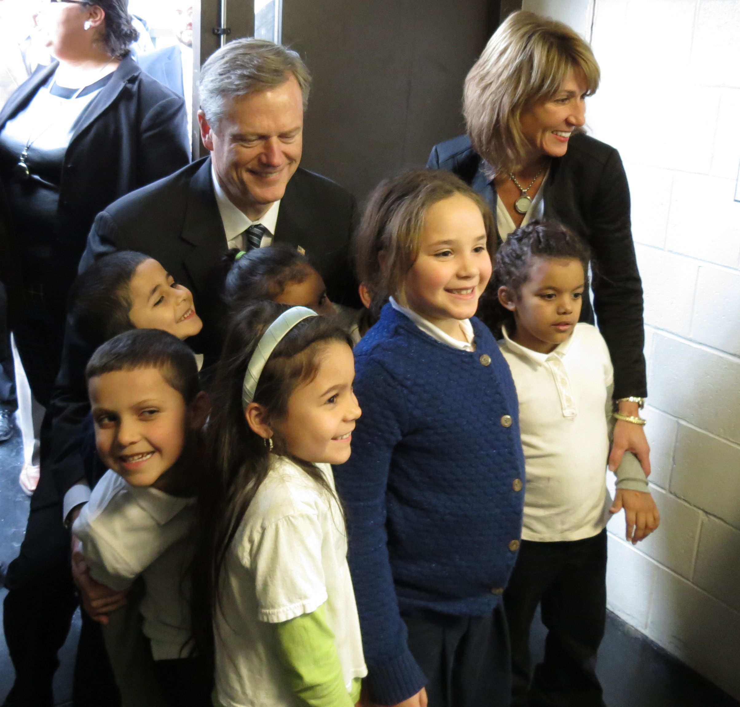 VIDEO: Charlie Baker Visits the Robert Frost School in Lawrence Day Before Inaugural