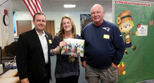 VAV Donates 26 Copies of  “Veteran Heroes In Our Neighborhood” To All 1st Grade Classrooms in Methuen