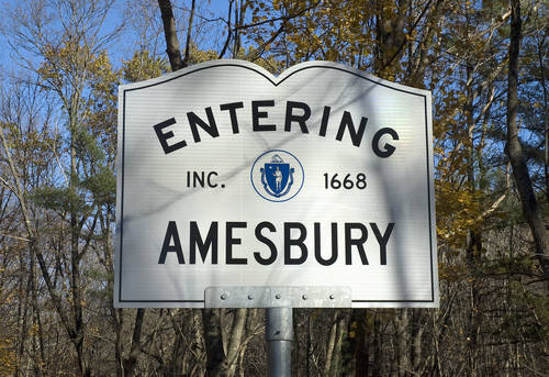 Amesbury Spreads The Love