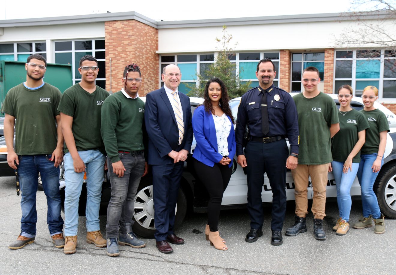 GLTS Students Restore Fleet of Lawrence Police Cruisers